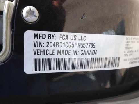 Used 2023 Chrysler Voyager LX FWD image 25