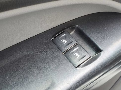 Used 2016 GMC Canyon 4x4 Extended Cab image 23