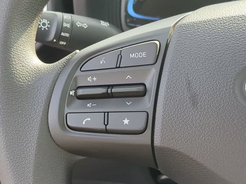 New 2026 Hyundai Venue SE FWD image 25