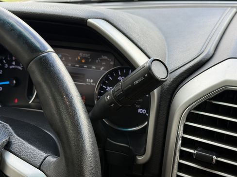 Used 2017 Ford F250 Lariat w/ Lariat Ultimate Package image 28