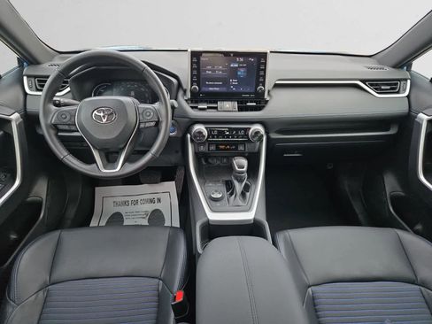 Used 2022 Toyota RAV4 XSE image 10