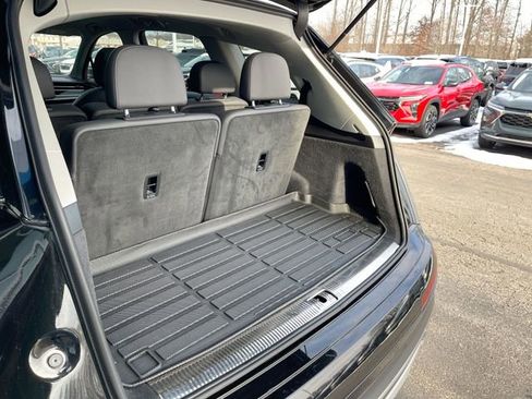 Used 2024 Audi Q7 3.0T Premium Plus image 26