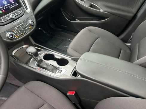 Used 2023 Chevrolet Malibu LT w/ Sport Edition image 20