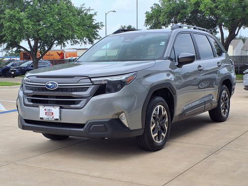Certified 2026 Subaru Forester Premium AWD/4WD image 5