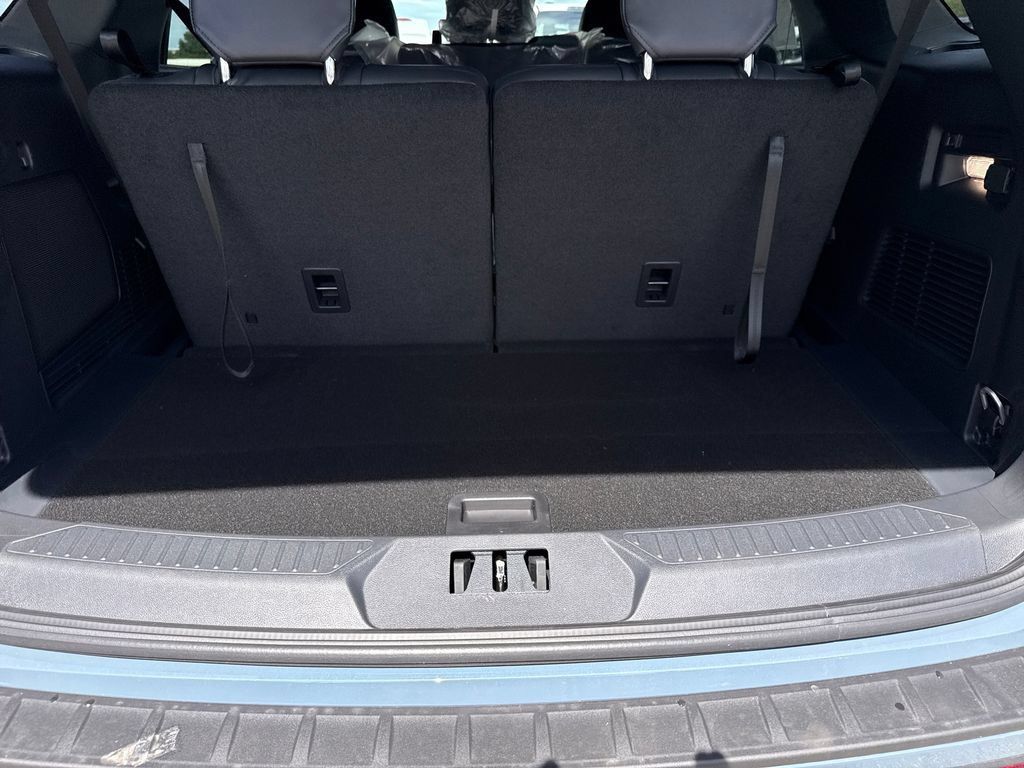 New 2026 Ford Explorer ST-Line w/ Premium Package RWD image 22