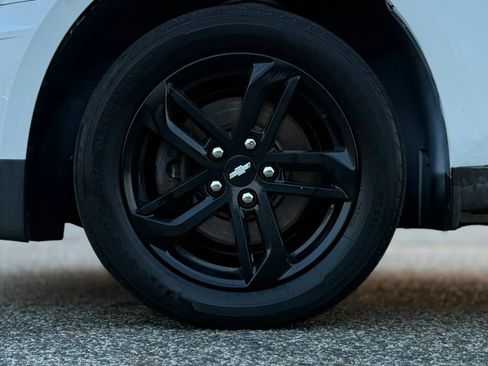 Used 2017 Chevrolet Equinox LT AWD/4WD image 30