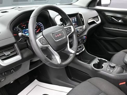 Used 2023 GMC Terrain SLE w/ Driver Convenience Package FWD image 14