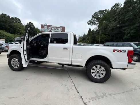 Used 2017 Ford F250 Platinum w/ Platinum Ultimate Package AWD/4WD image 14