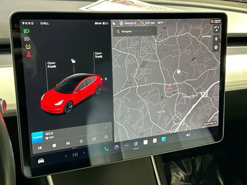 Used 2018 Tesla Model 3 Long Range image 24