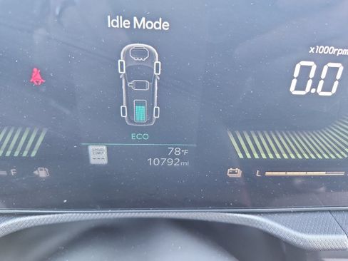 Used 2026 Kia Sportage S image 11