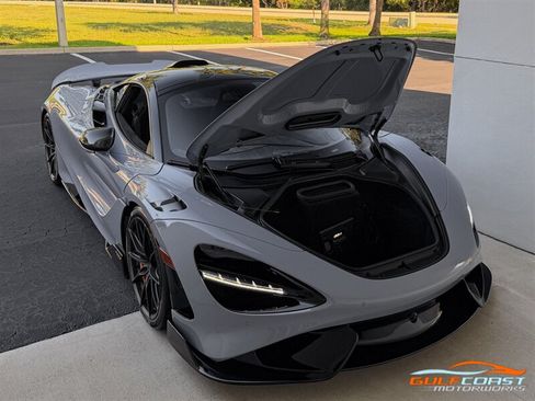 Used 2021 McLaren 765LT RWD image 38