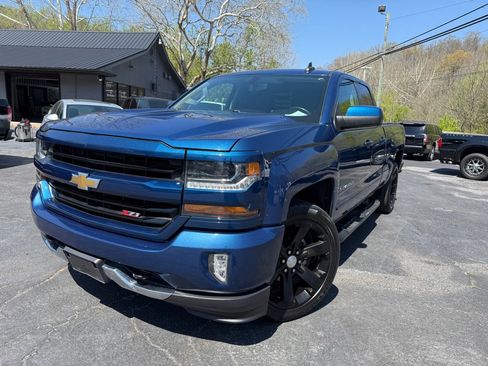 Used 2017 Chevrolet Silverado 1500 LT w/ All Star Edition image 12