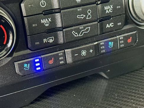 Used 2019 Ford F150 Raptor w/ Equipment Group 802A Luxury AWD/4WD image 21