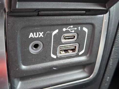 Used 2022 Jeep Wrangler Sport AWD/4WD image 27