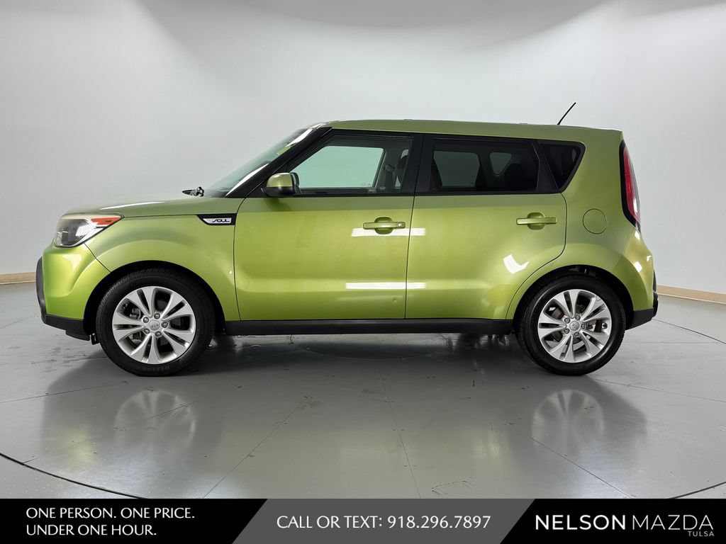Used 2016 Kia Soul + FWD image 9