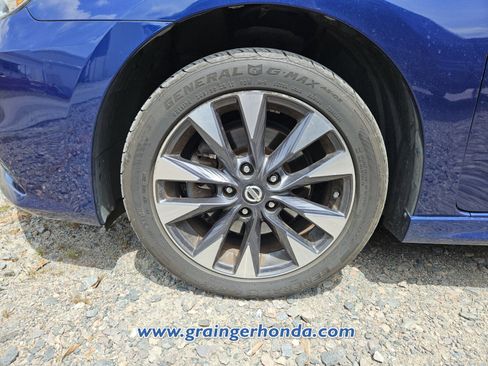 Used 2017 Nissan Sentra SR Turbo image 10