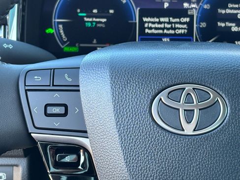 Used 2026 Toyota Camry XLE image 22