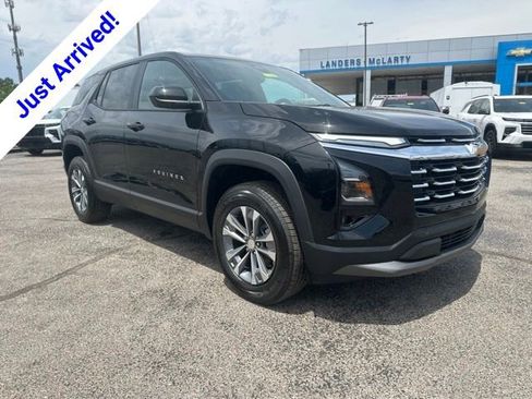 New 2026 Chevrolet Equinox LT w/ Convenience Package II FWD image 1