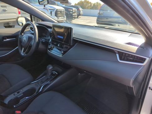 Used 2024 Toyota Corolla SE image 27