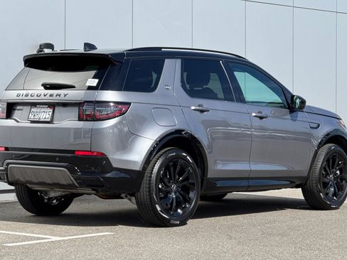 Used 2025 Land Rover Discovery Sport Dynamic SE image 5