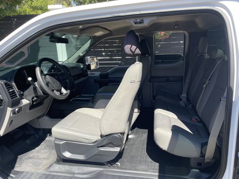Used 2016 Ford F150 XL w/ Equipment Group 101A Mid AWD/4WD image 10