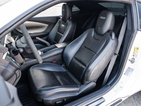 Used 2013 Chevrolet Camaro SS w/ SS Performance Package RWD image 5
