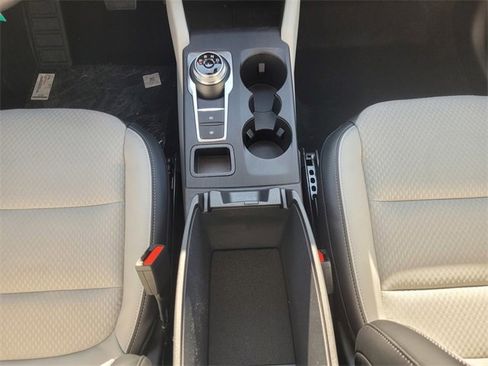 New 2025 Ford Escape SE image 20