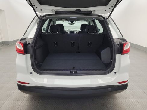 Used 2019 Chevrolet Equinox LS image 29