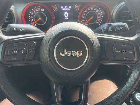 Used 2020 Jeep Wrangler Unlimited Sport AWD/4WD image 21