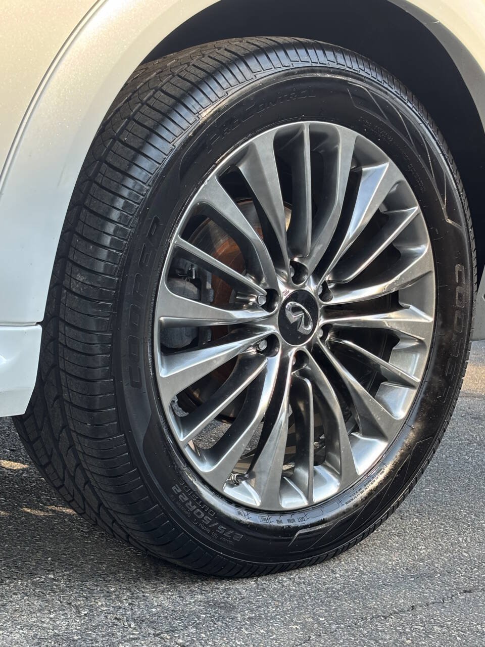 Used 2019 INFINITI QX80 Luxe w/ 22" Wheel Package AWD/4WD image 42