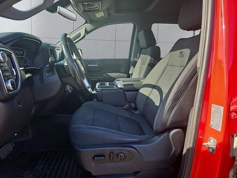 Used 2019 GMC Sierra 1500 SLE w/ SLE Value Package image 9