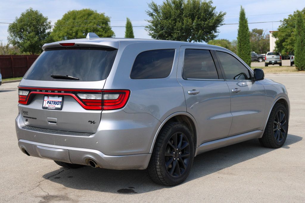 Used 2018 Dodge Durango R/T w/ Technology Group AWD/4WD image 3