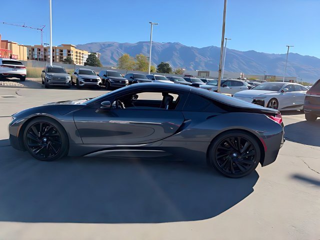 Used 2017 BMW i8 AWD/4WD image 7