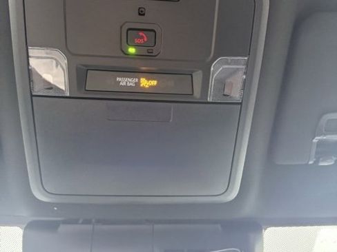 New 2025 Toyota Tacoma TRD Off-Road image 31