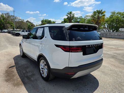 Used 2025 Land Rover Discovery S AWD/4WD image 4