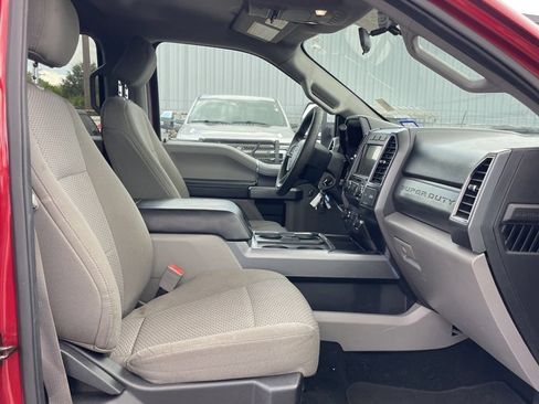 Used 2019 Ford F250 XLT w/ XLT Premium Package AWD/4WD image 6