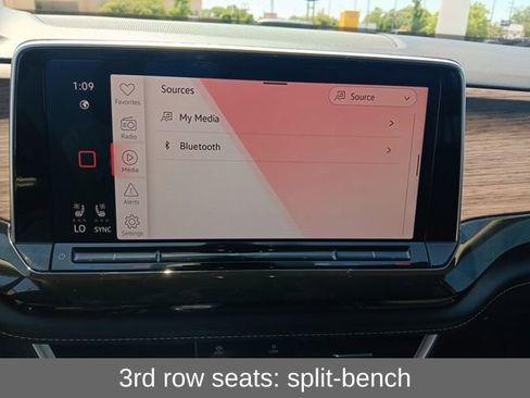 Used 2024 Volkswagen Atlas SEL Premium R-Line image 14