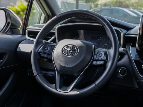 Used 2025 Toyota Corolla SE FWD image 26
