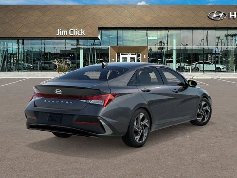 New 2026 Hyundai Elantra SEL Sport Premium image 4