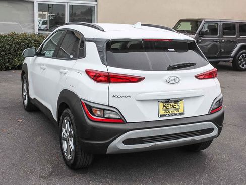 Used 2023 Hyundai Kona SEL w/ Convenience Package FWD image 7