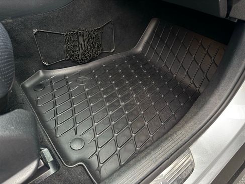 Used 2018 Mercedes-Benz GLC 300 image 13