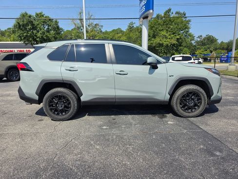 Used 2023 Toyota RAV4 XLE FWD image 11