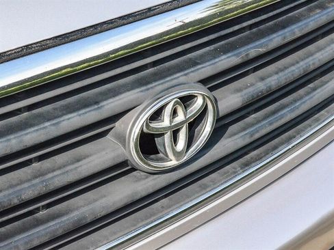 Used 2000 Toyota Land Cruiser AWD/4WD image 15
