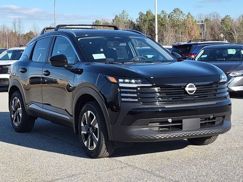 New 2026 Nissan Kicks SV w/ Cold Weather Package image 2