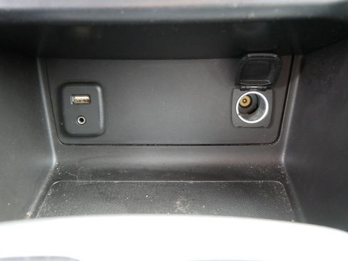 Used 2015 Chevrolet Colorado LT w/ Luxury Package image 18