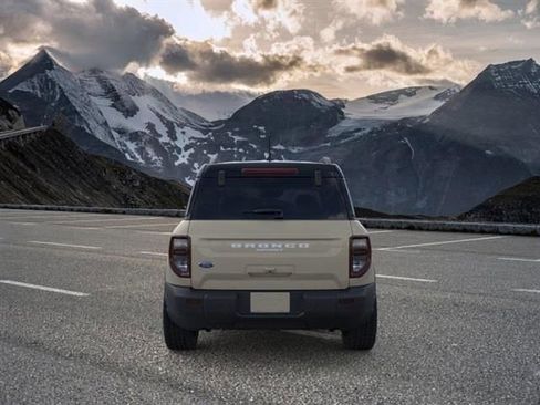 New 2025 Ford Bronco Sport Outer Banks w/ Outer Banks Tech Package+ image 5