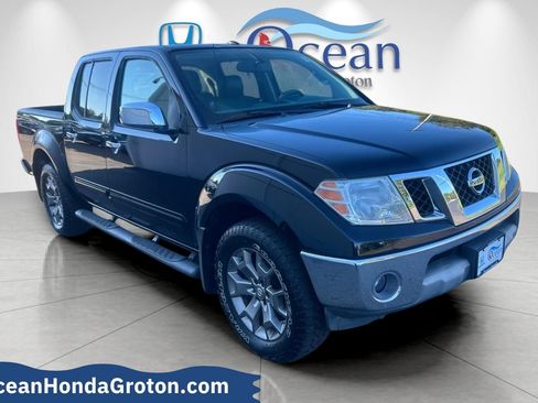 Used 2014 Nissan Frontier SL w/ SL Moonroof Package AWD/4WD image 1