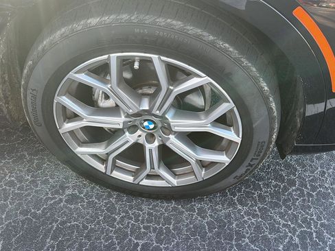 Used 2021 BMW X7 xDrive40i w/ Premium Package image 7