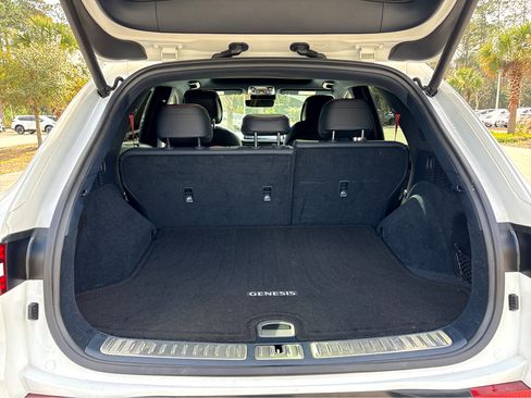 Used 2023 Genesis GV70 2.5T w/ Sport Prestige Package image 30