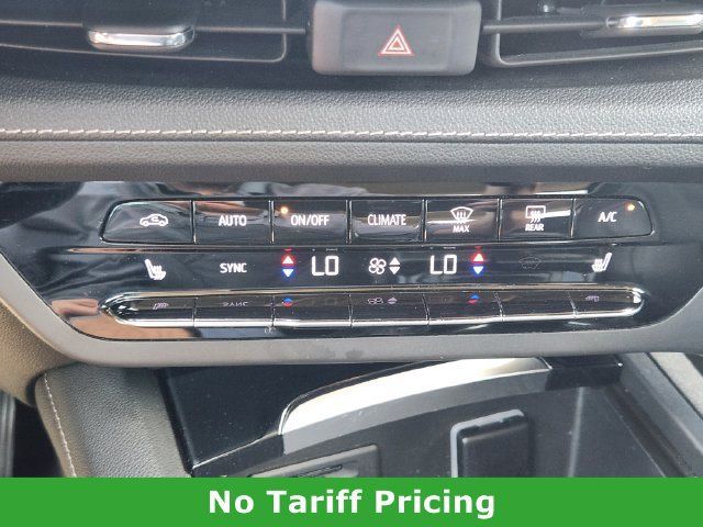 Used 2021 Buick Envision Essence w/ Technology Package I FWD image 19